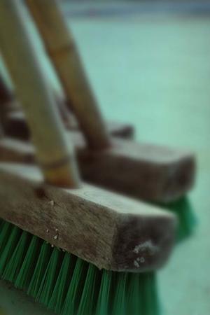 バーベキュー用の炭やコンロを販売